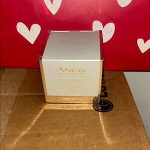 Avon Anew Ultimate Day Cream - Beige and Gold Packaging